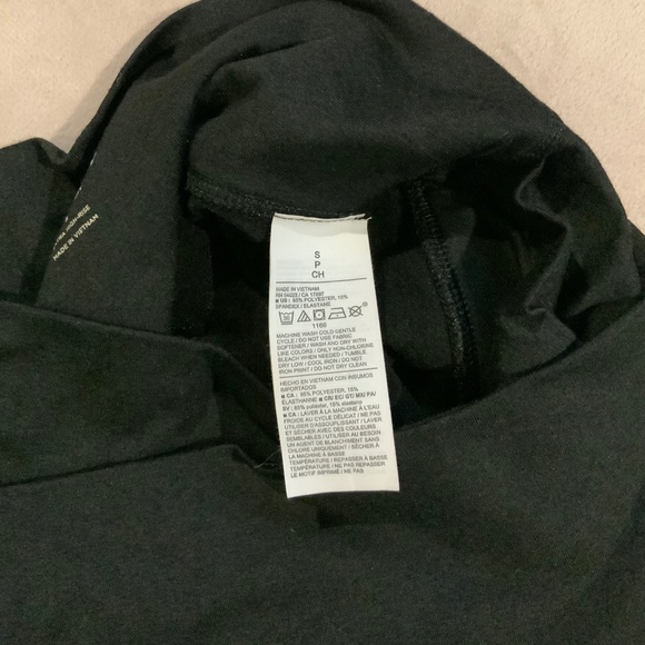 Old Navy Black S Cloud Comfy leggings Minimalist Classic Neutral Normcore - Picture 4 of 6